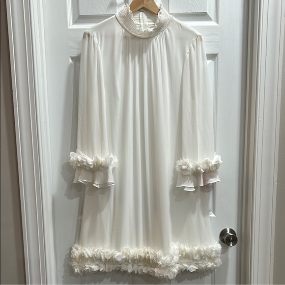 Alex Marie Dresses & Skirts - Alex Marie Textured Cream Top